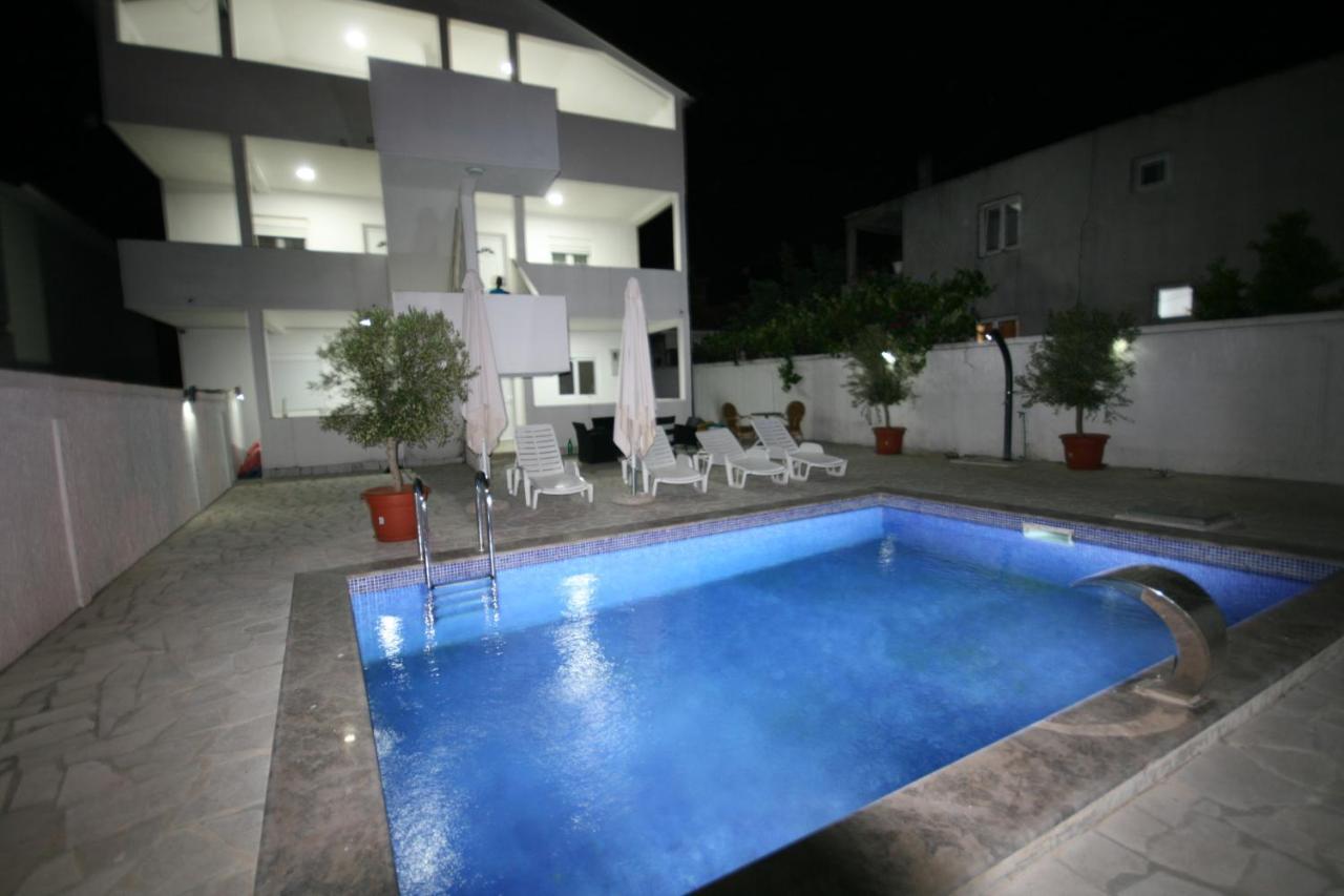 Apartmani Srdanovic Tivat Exterior foto