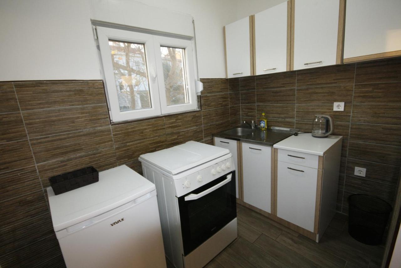 Apartmani Srdanovic Tivat Exterior foto