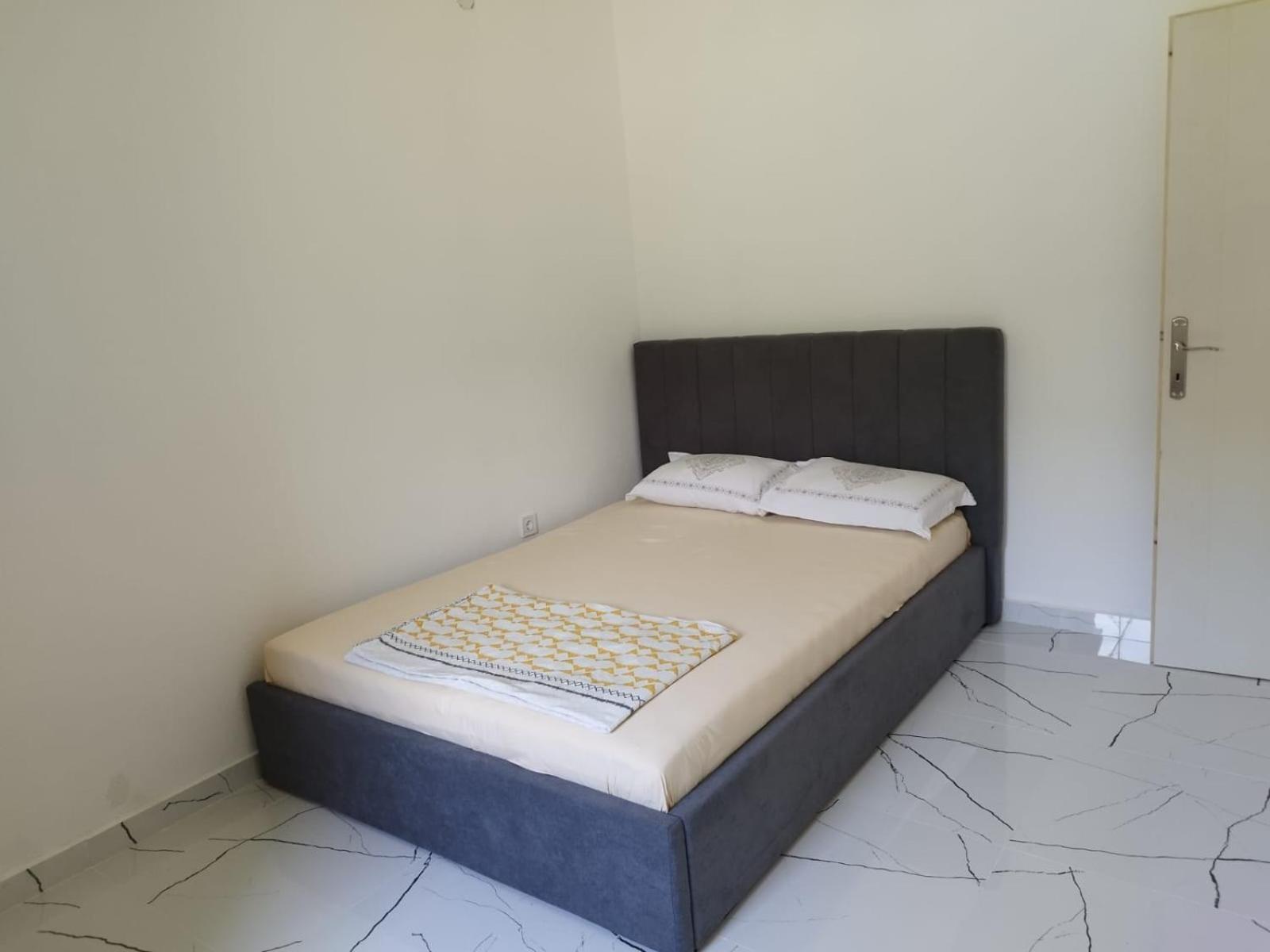 Apartmani Srdanovic Tivat Exterior foto
